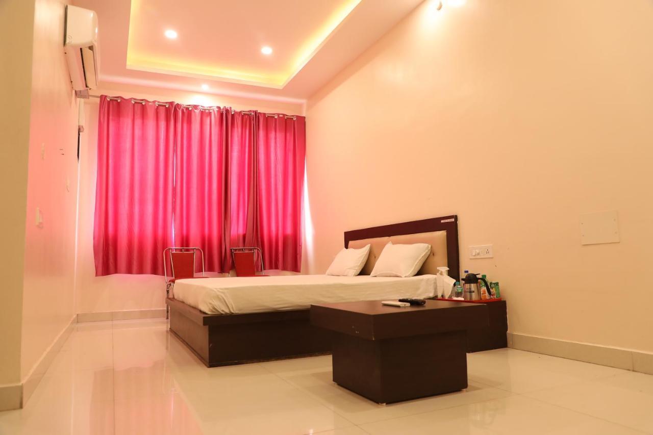Hotel Shri Siddhivinayak Bina-Etawa Exterior photo