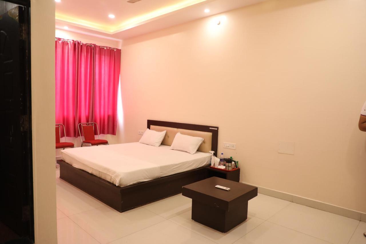 Hotel Shri Siddhivinayak Bina-Etawa Exterior photo