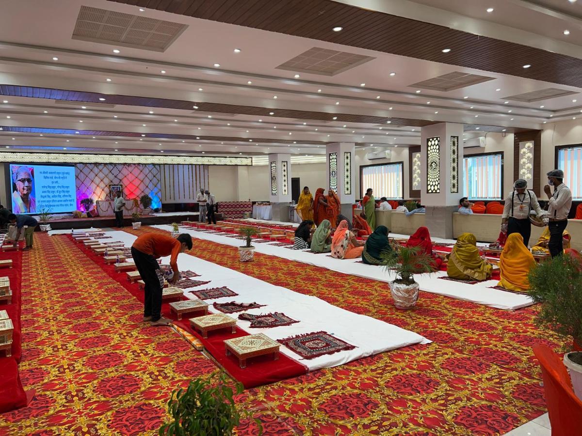 Hotel Shri Siddhivinayak Bina-Etawa Exterior photo